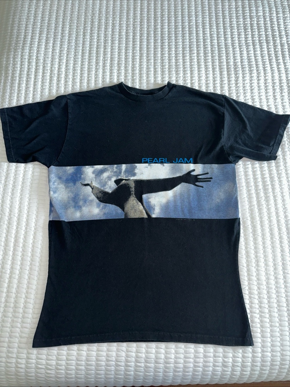 Vintage 1998 Pearl Jam Yield Tour Band T Shirt Made in Canada Black Large Grunge